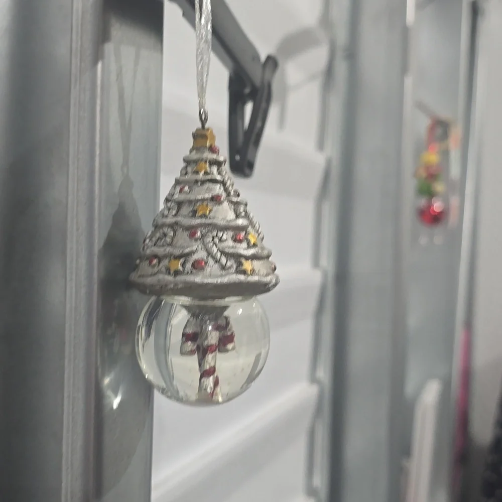 Festive Christmas Tree Ornament‎ with Candy Cane